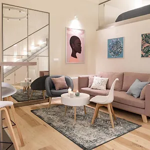 ozone-one-apartment.inbudapesthotels.com/